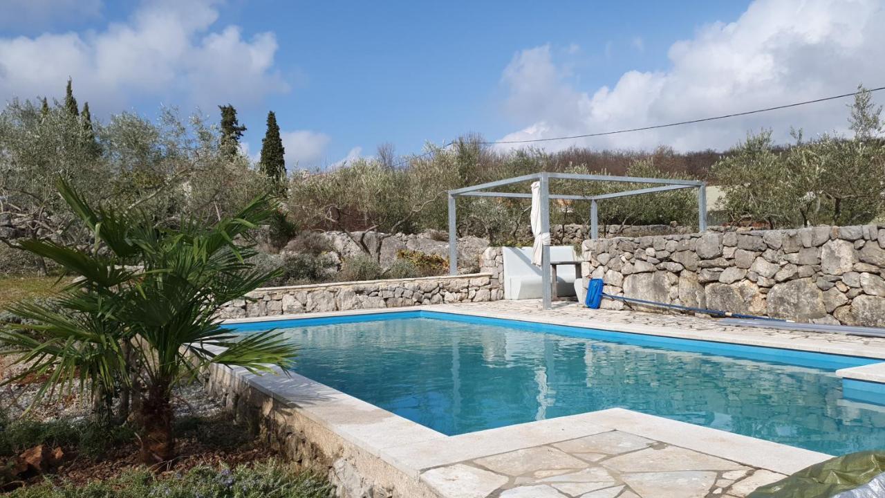 Lovrini Dvori Brusici Exterior foto